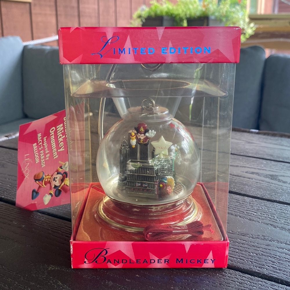 NRFB Lenox Bandleader Mickey - 2000 Macys Parade Commemorative Ornament 🎄